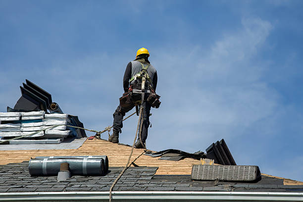 Professional Roofing technician working in Rincon, GA